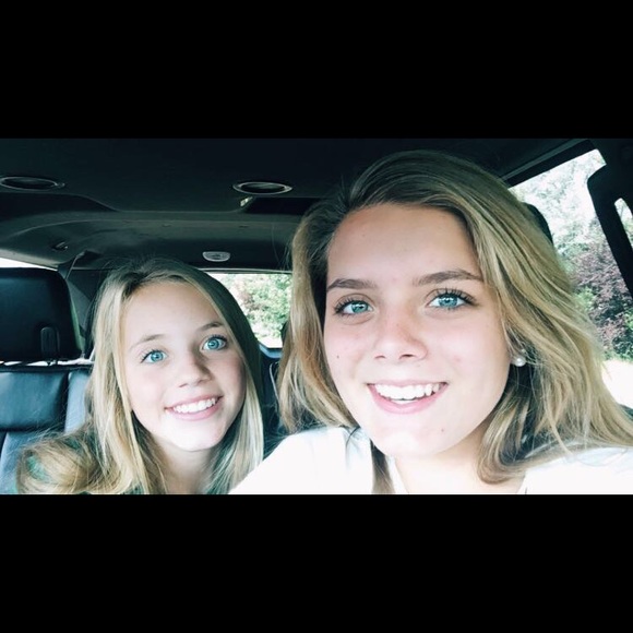 Meet your Posher, Addy - Picture 1 of 1